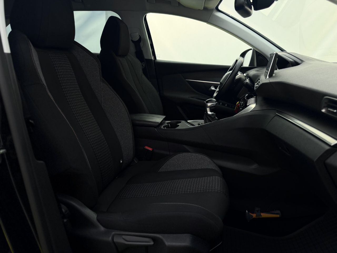 Peugeot 3008 | 13