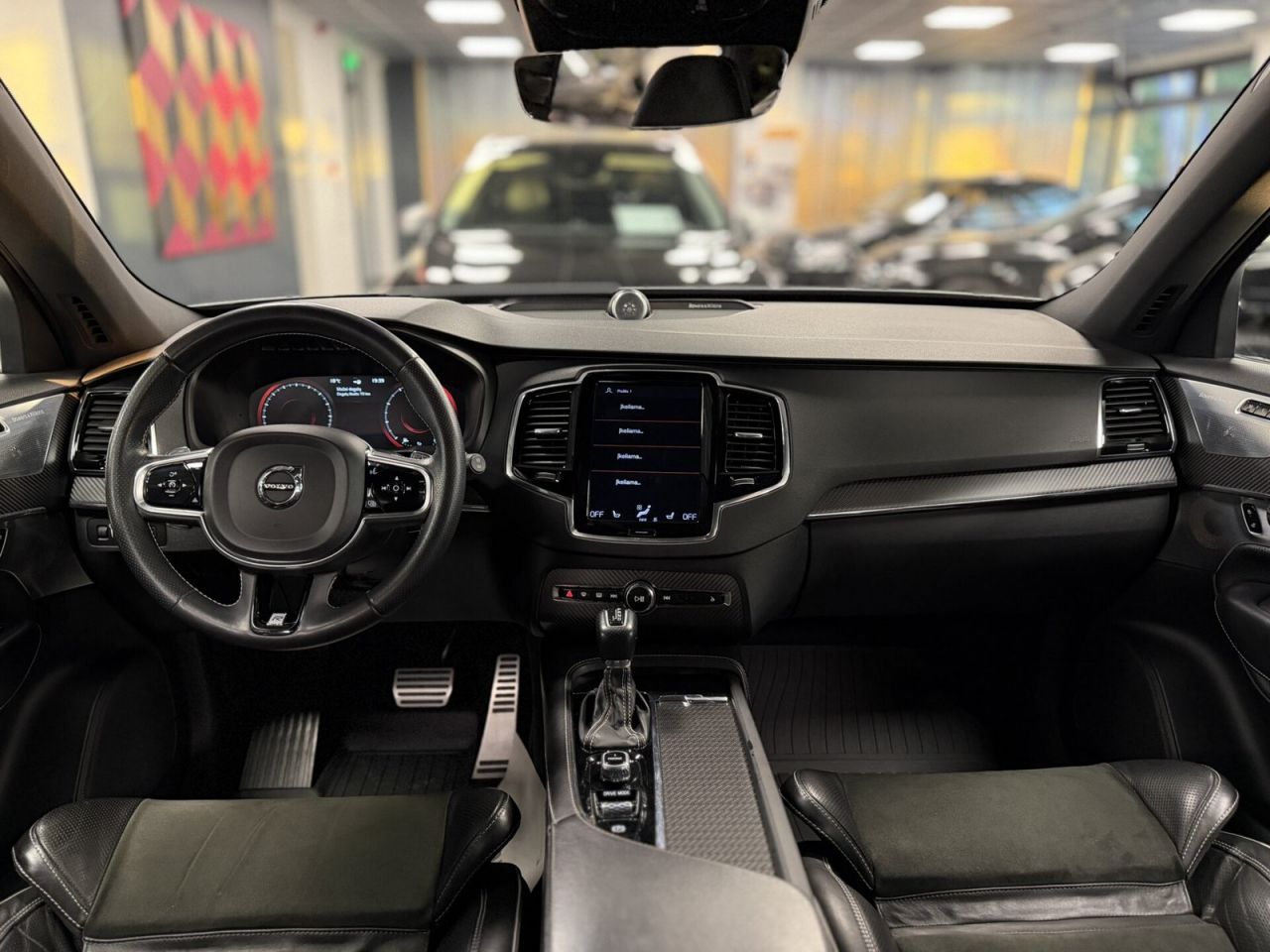 Volvo XC90 | 8