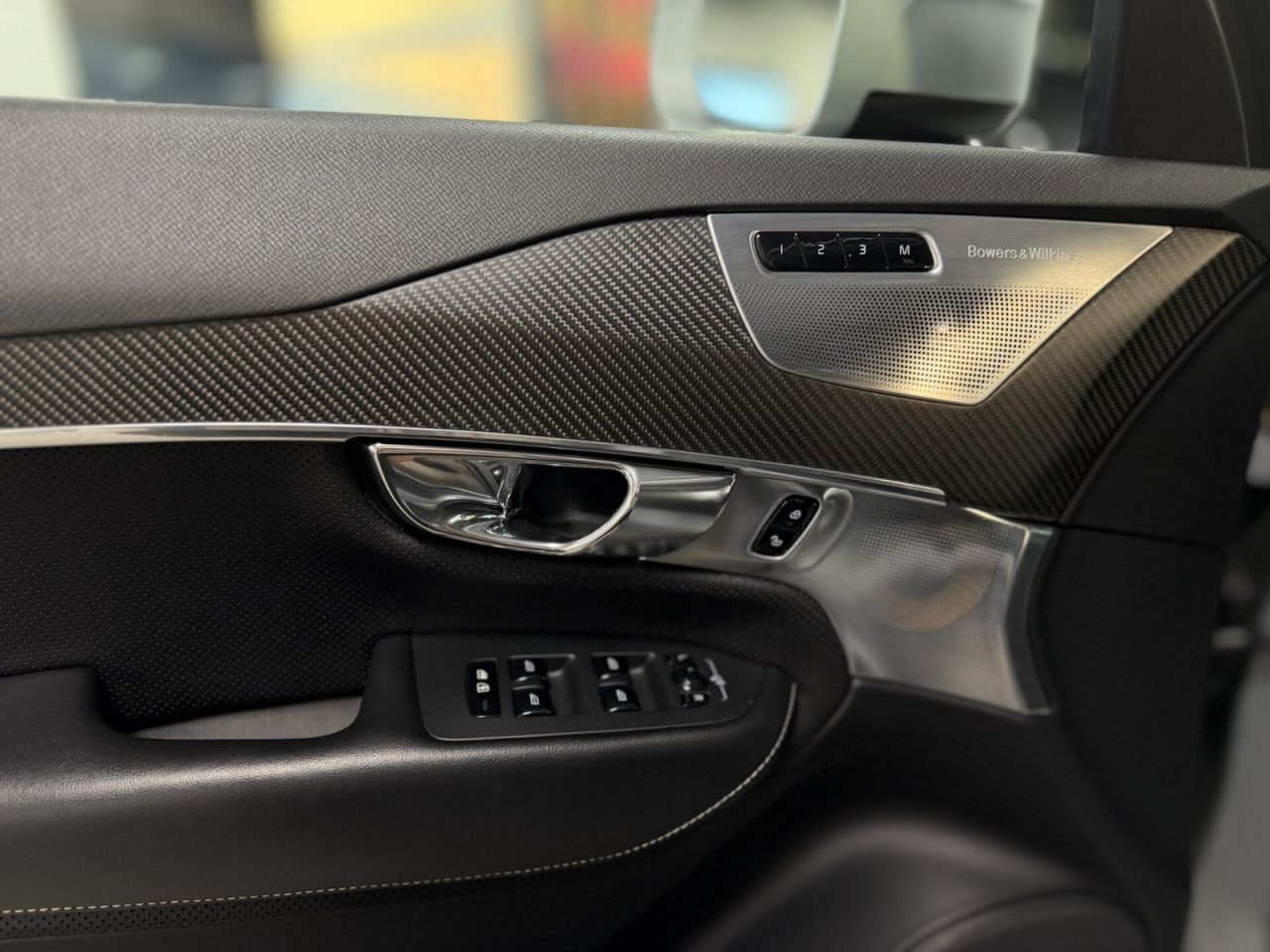 Volvo XC90 | 19