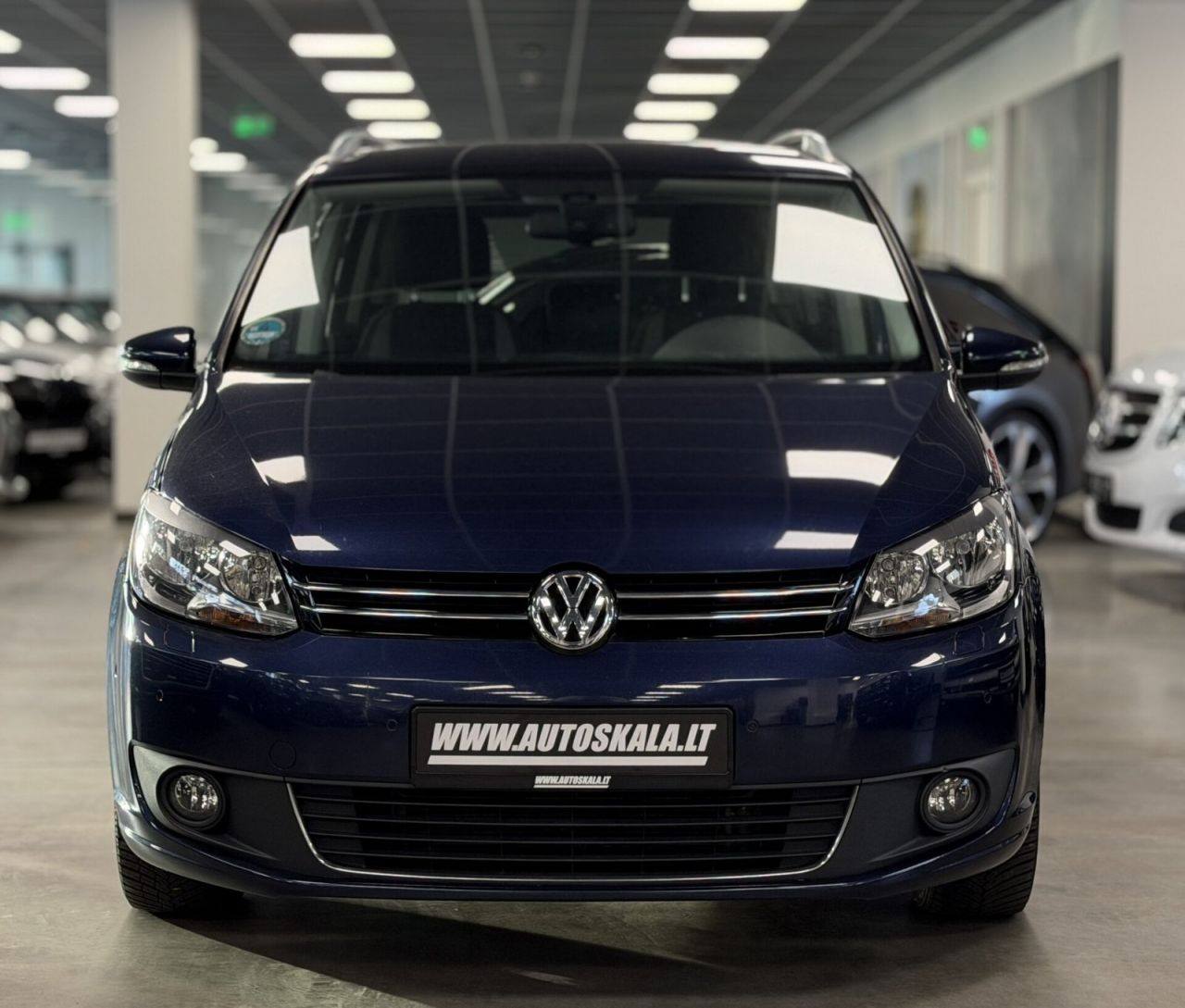 Volkswagen Touran | 1