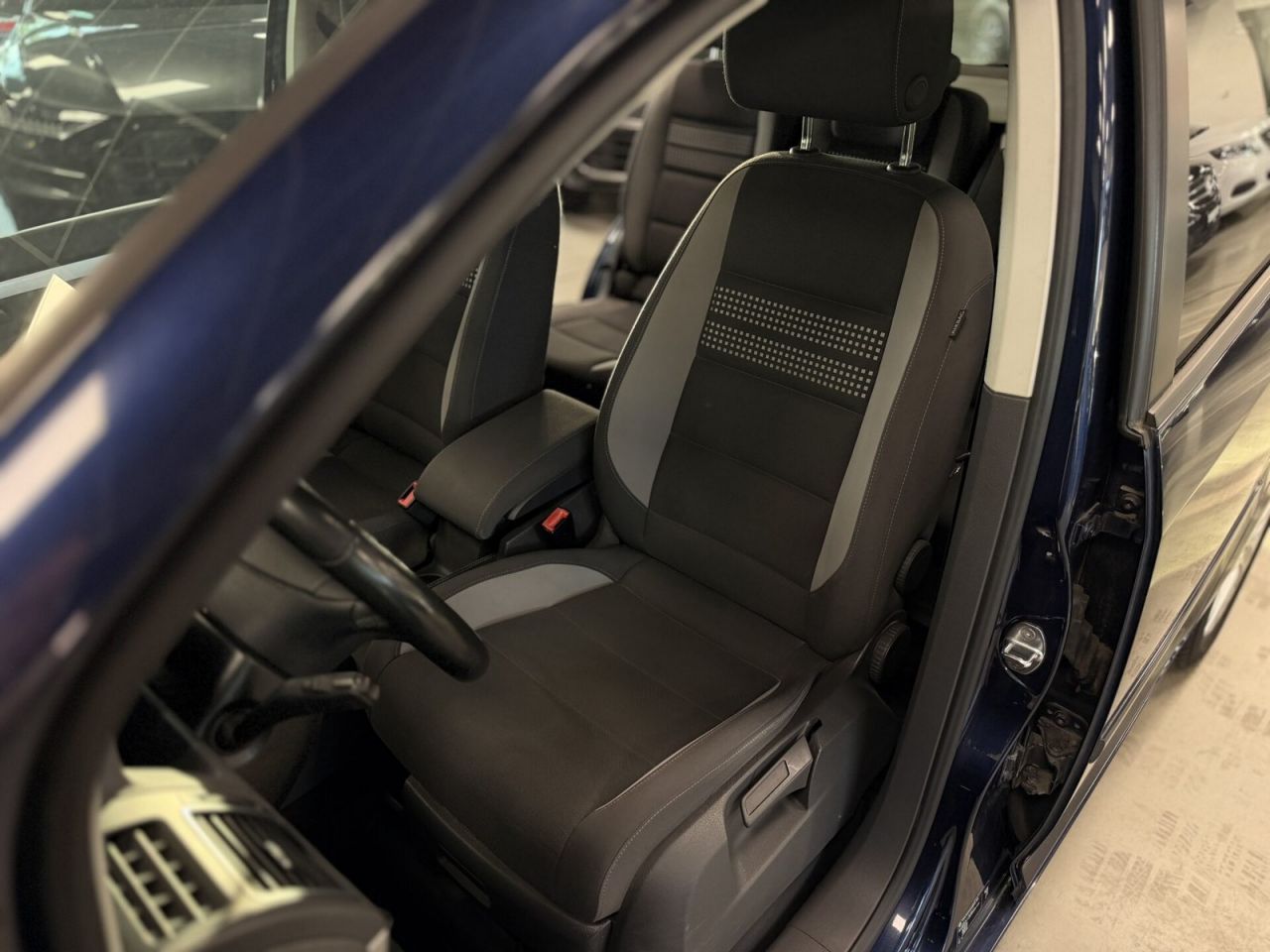 Volkswagen Touran | 12