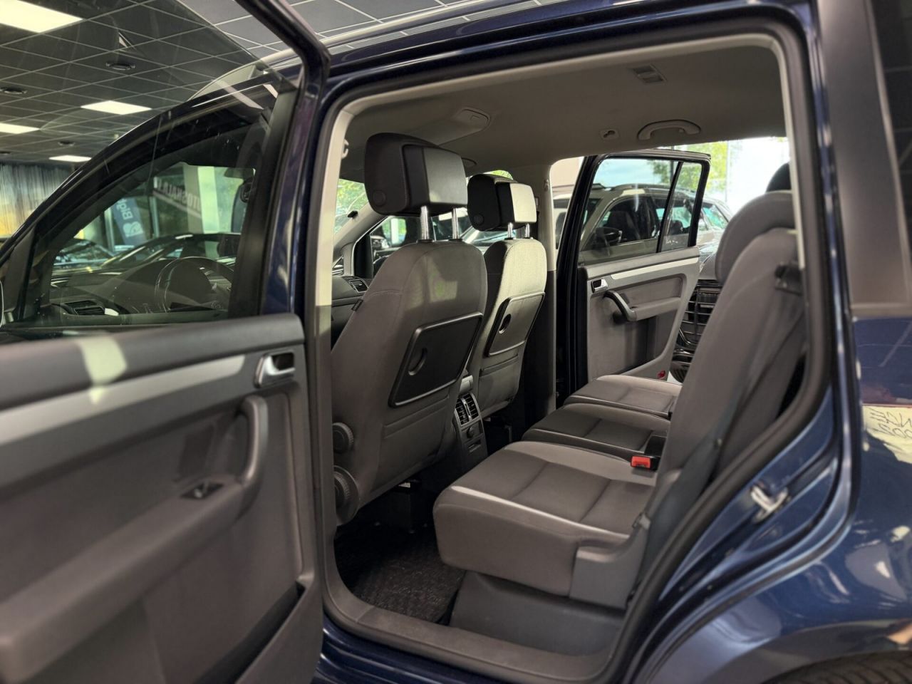 Volkswagen Touran | 6
