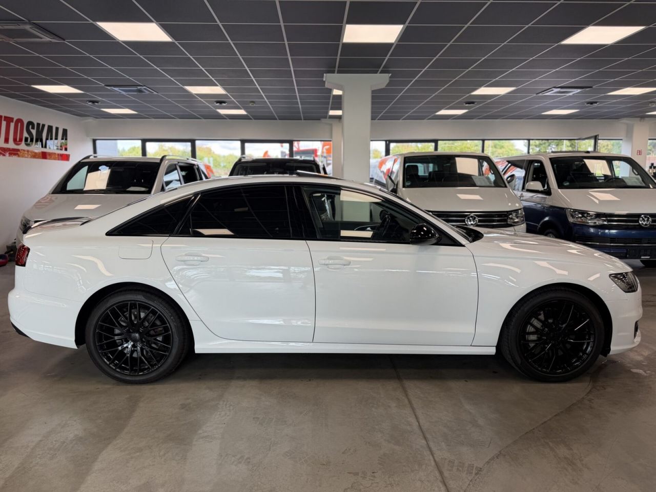 Audi A6 | 30