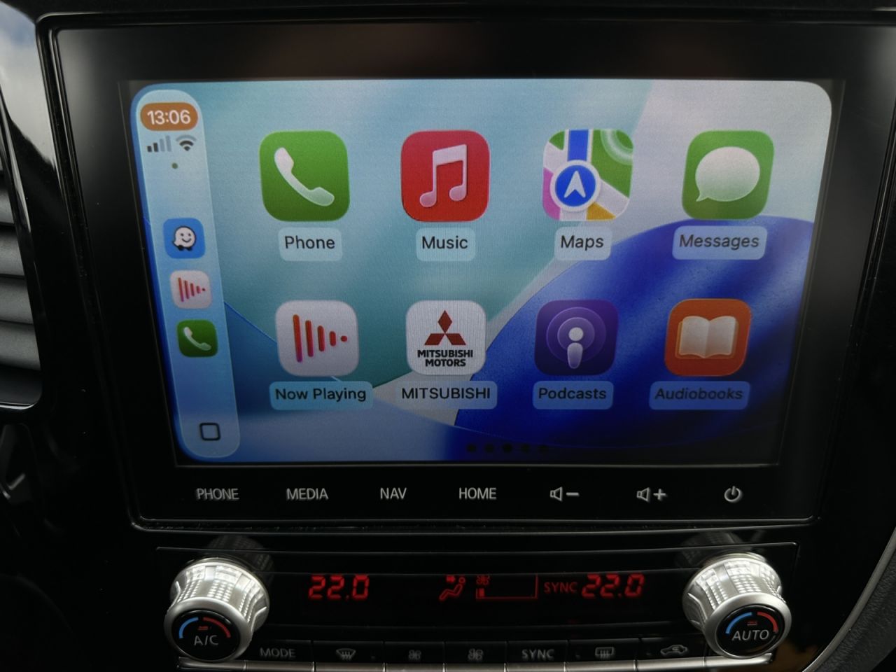 Mitsubishi Outlander | 12