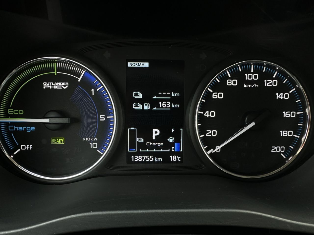 Mitsubishi Outlander | 6