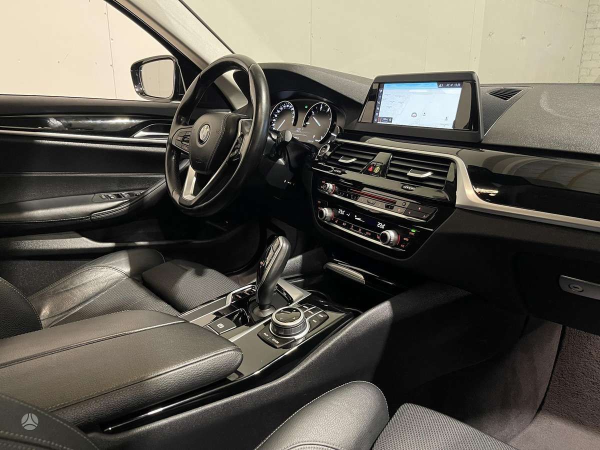 BMW 520 | 5