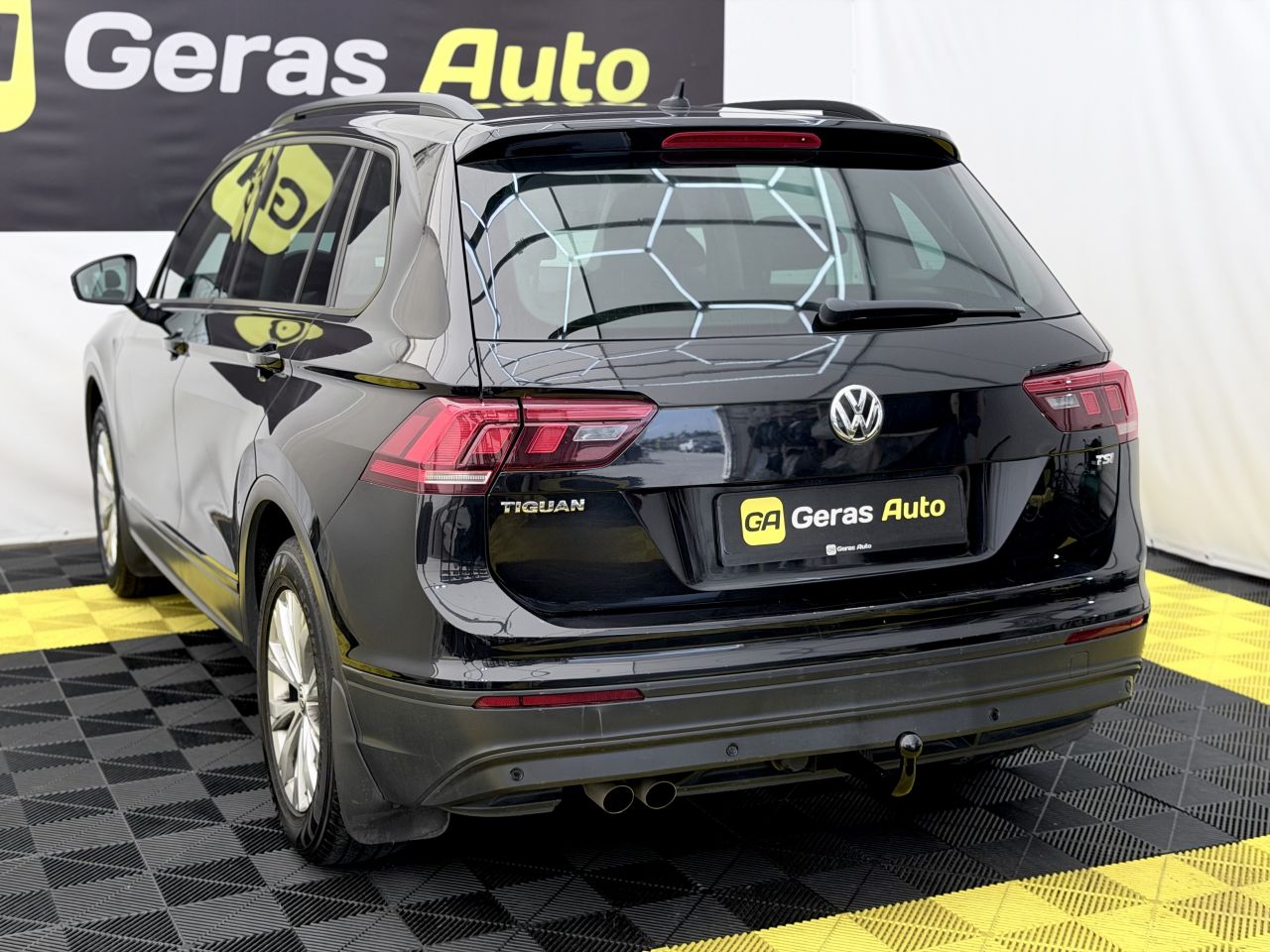 Volkswagen Tiguan | 5
