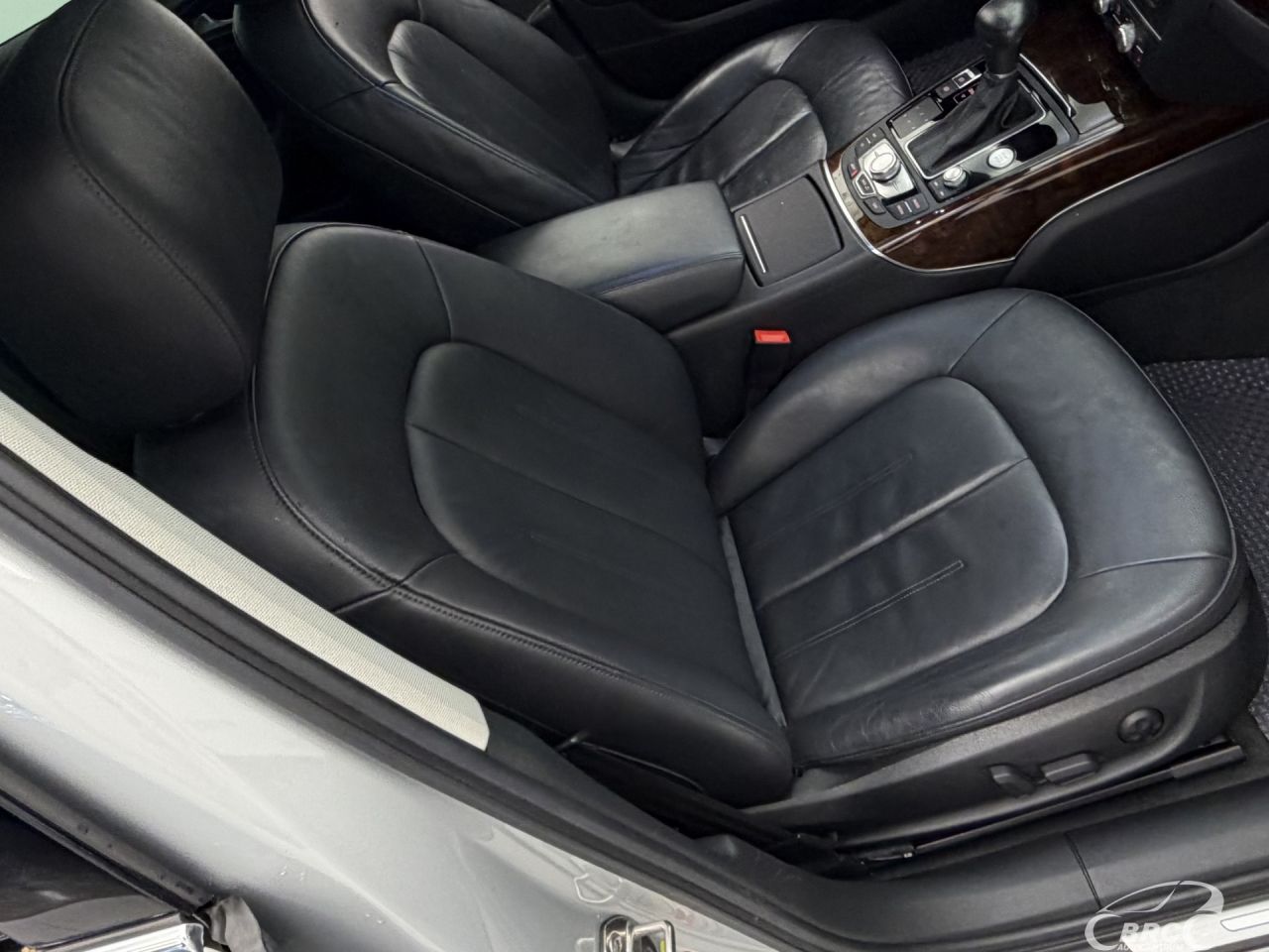 Audi A6 | 4