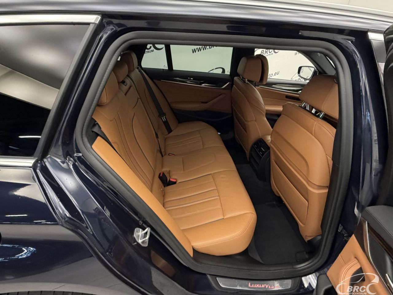 BMW 520 | 9
