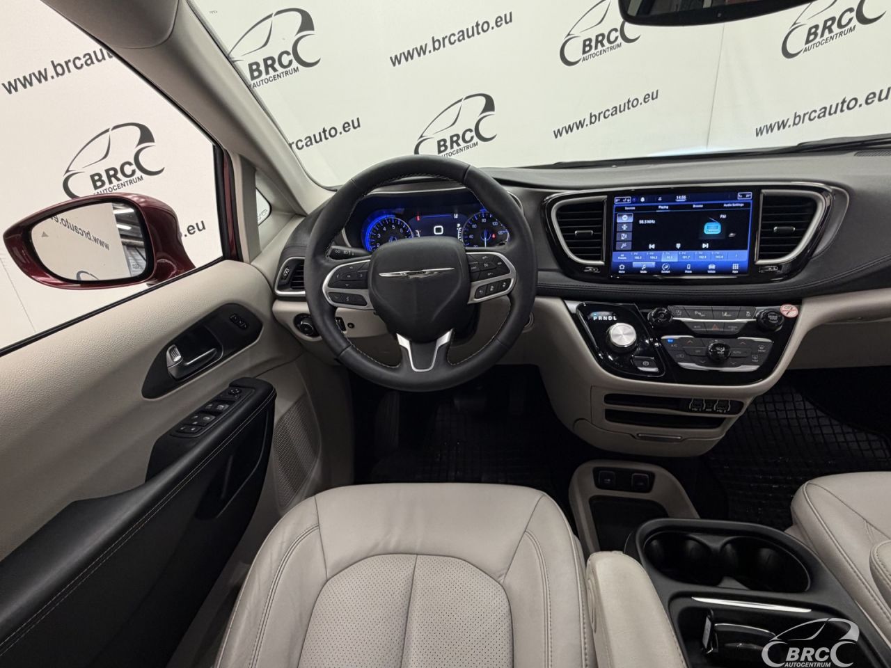 Chrysler Pacifica | 13