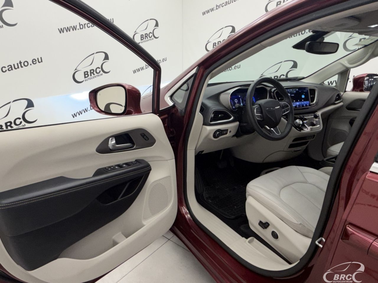 Chrysler Pacifica | 19