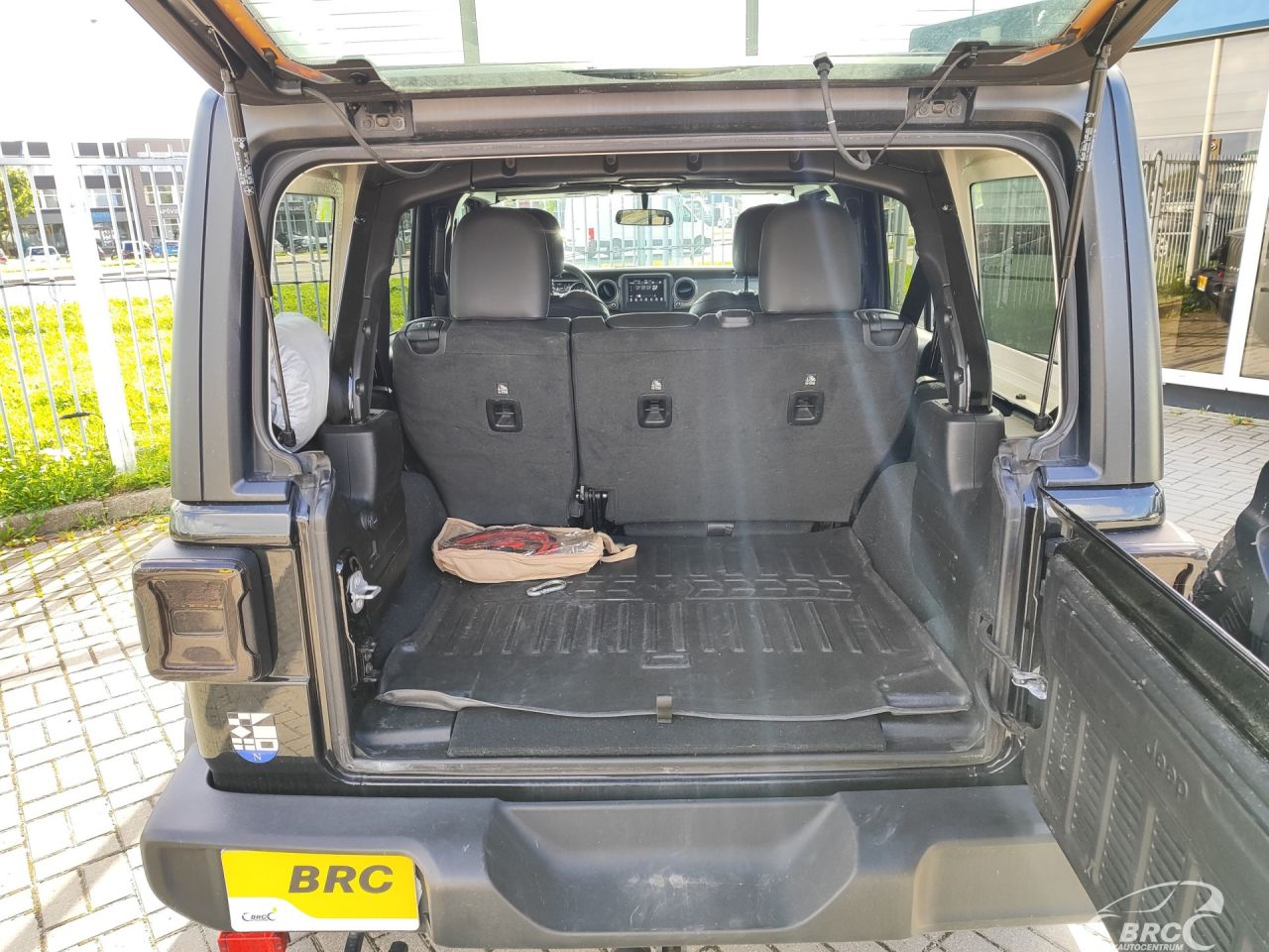 Jeep Wrangler | 11