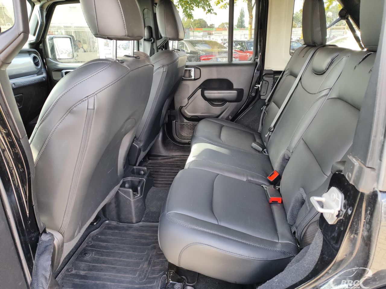 Jeep Wrangler | 14