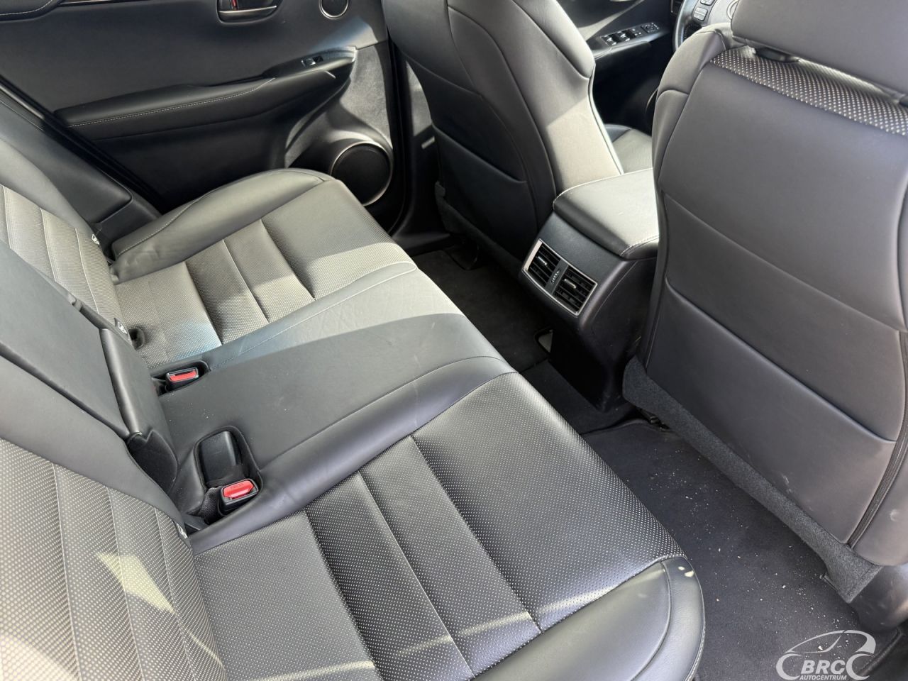 Lexus NX 300h | 5