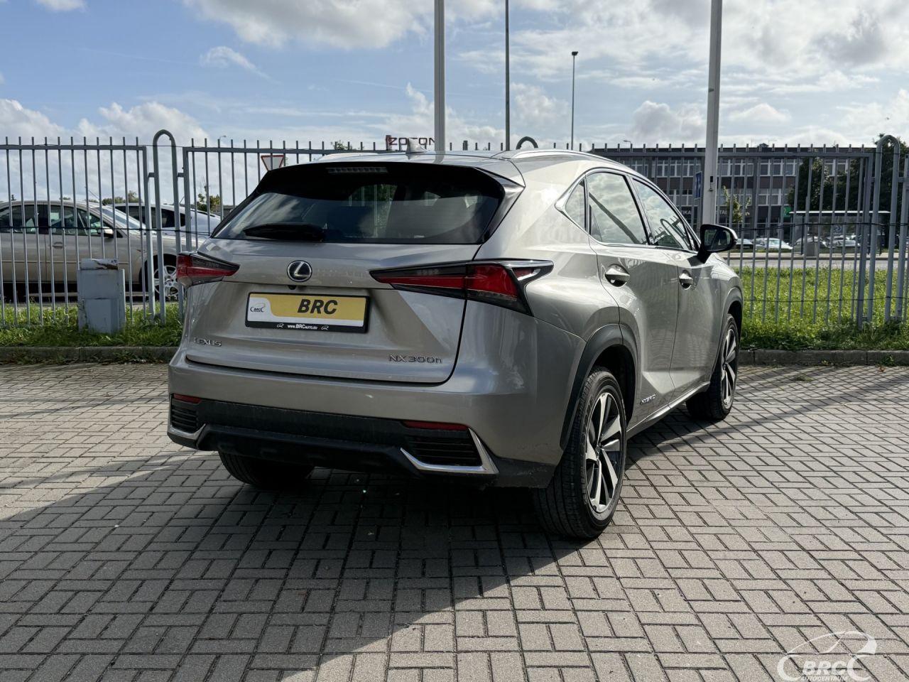 Lexus NX 300h | 1