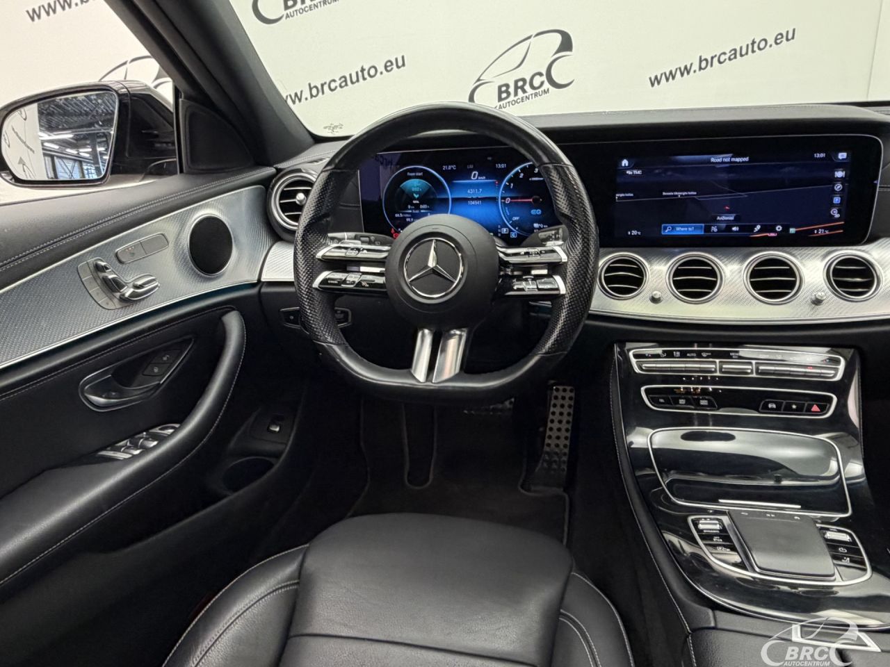 Mercedes-Benz E300 | 13