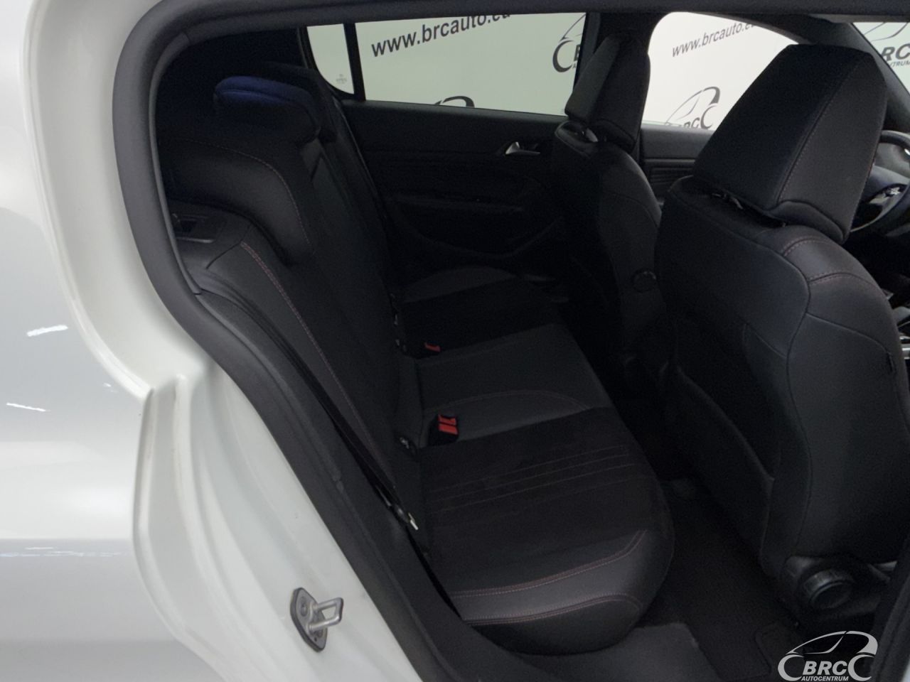 Peugeot 308 | 10
