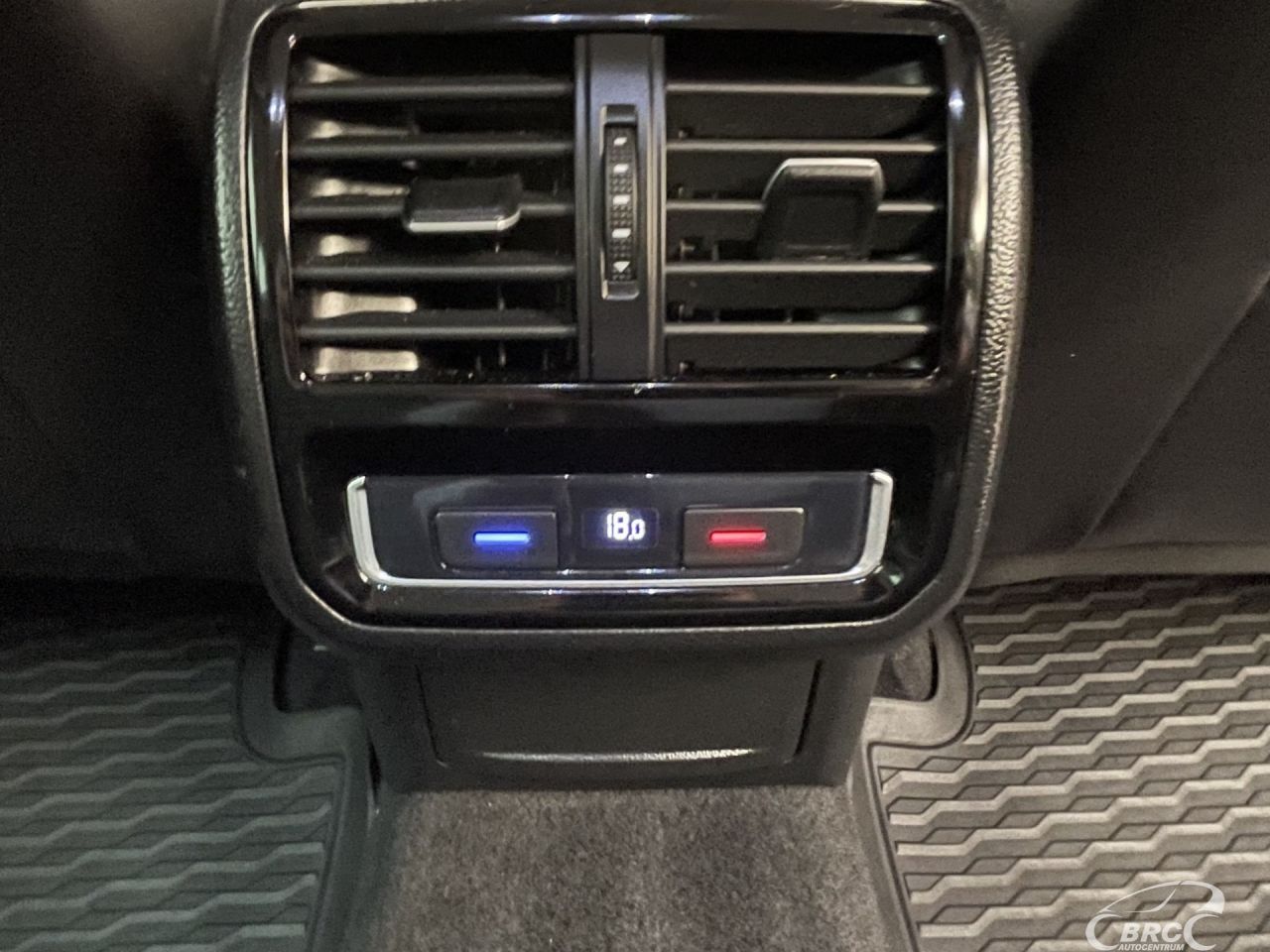 Volkswagen Passat | 15