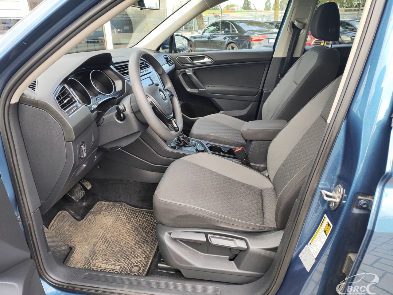 Volkswagen Tiguan | 18