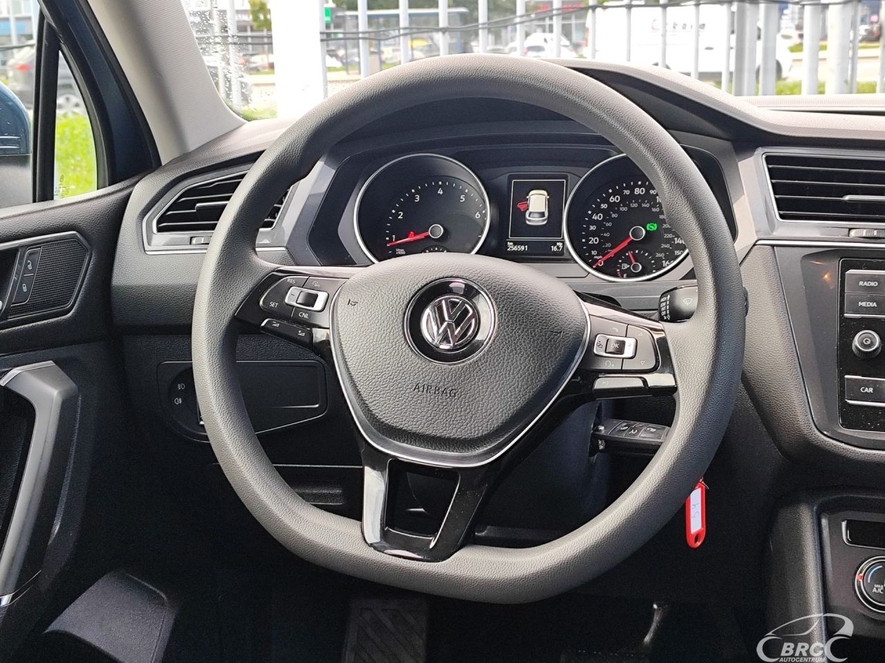 Volkswagen Tiguan | 15