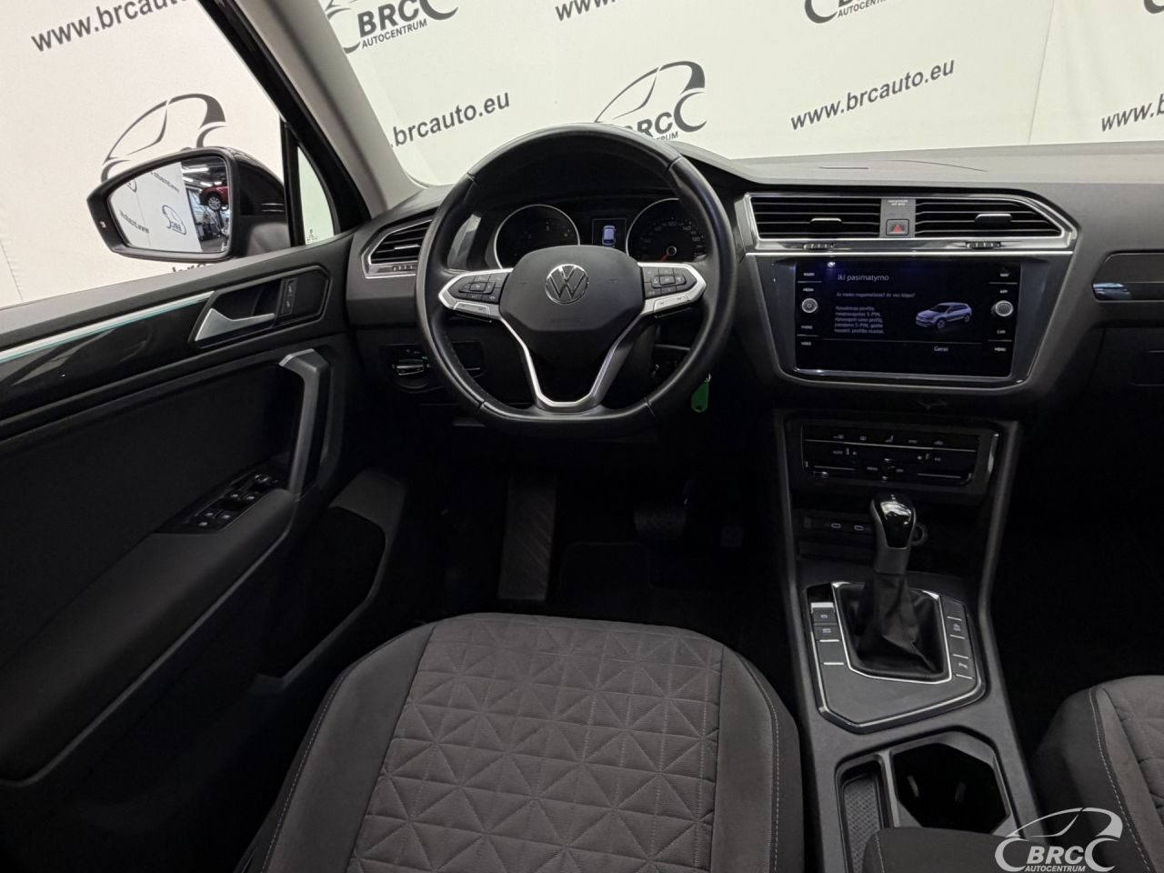 Volkswagen Tiguan | 13