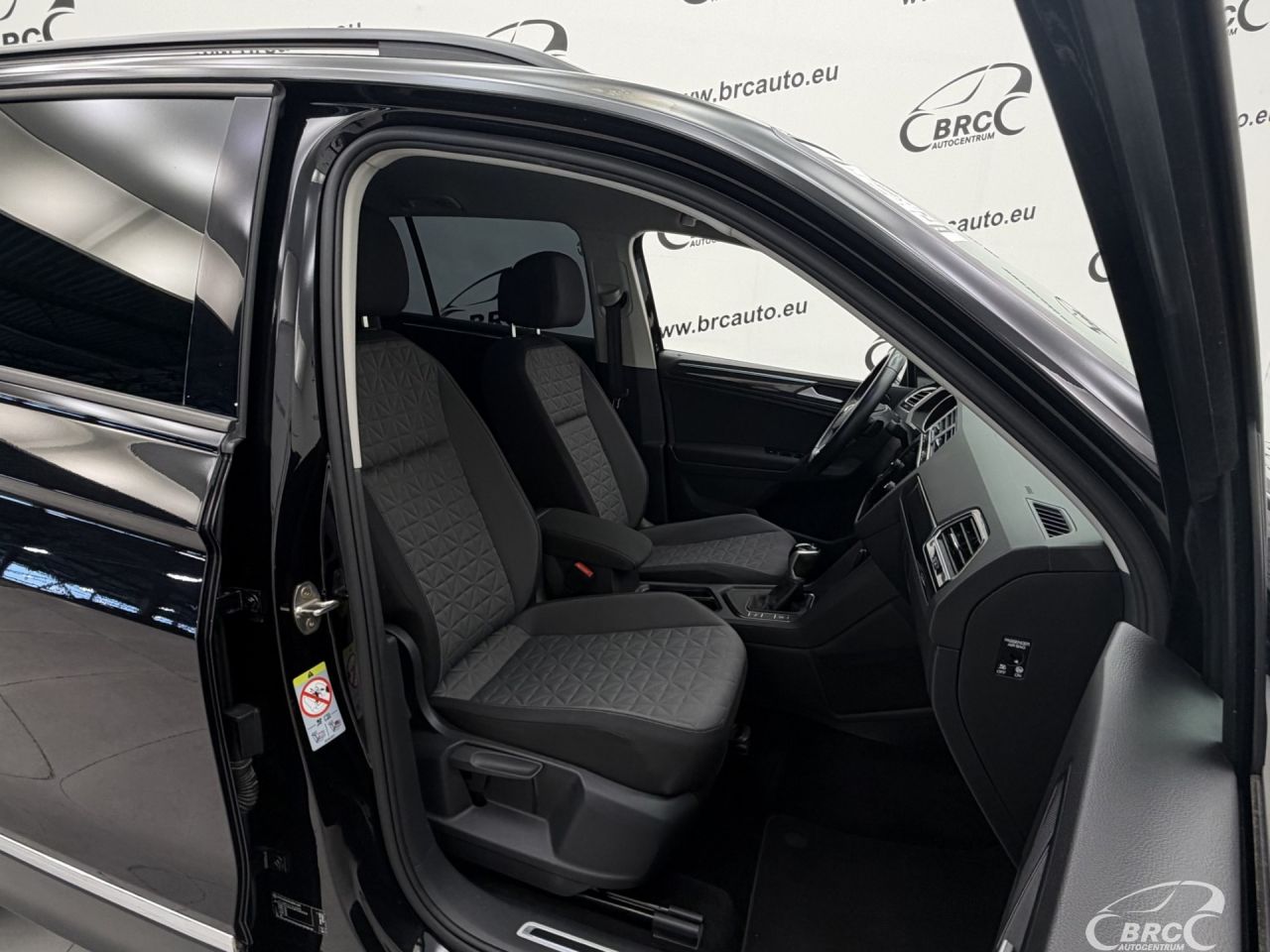 Volkswagen Tiguan | 6