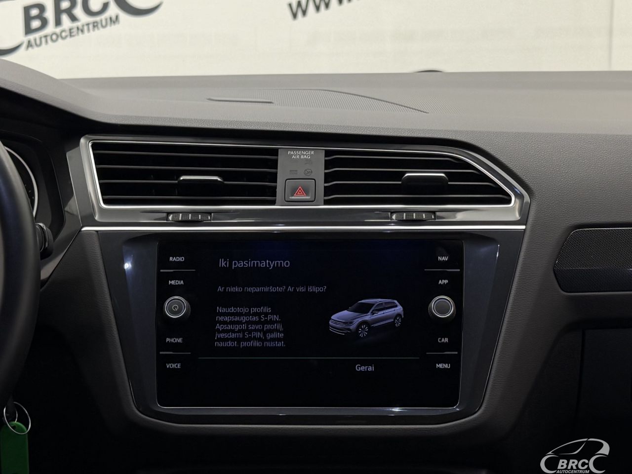 Volkswagen Tiguan | 14