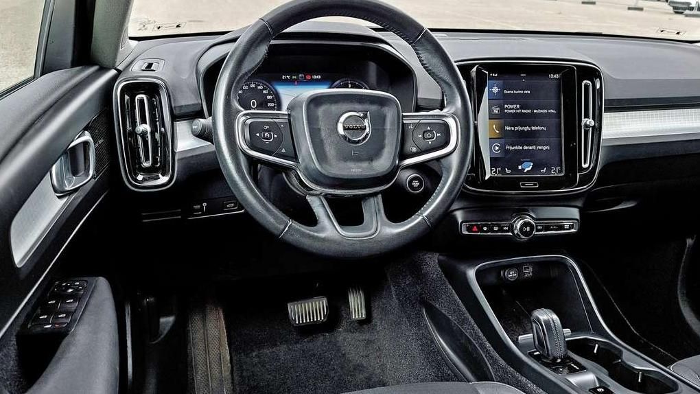 Volvo XC40 | 13