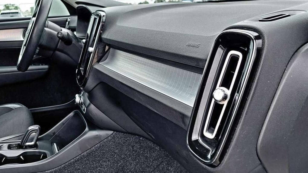 Volvo XC40 | 22