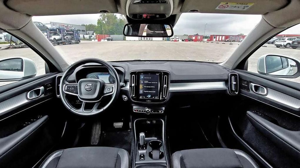 Volvo XC40 | 17