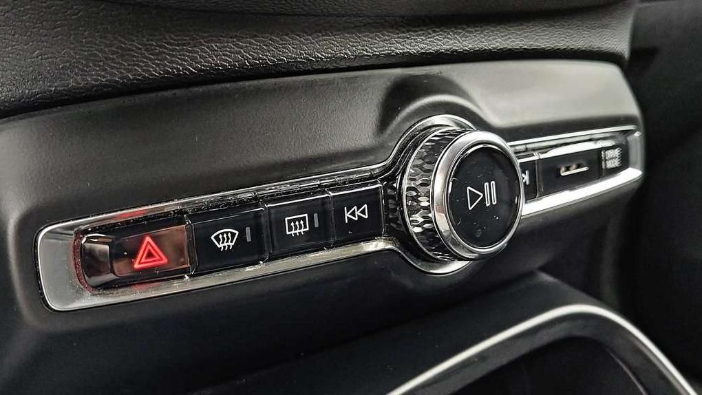 Volvo XC40 | 30