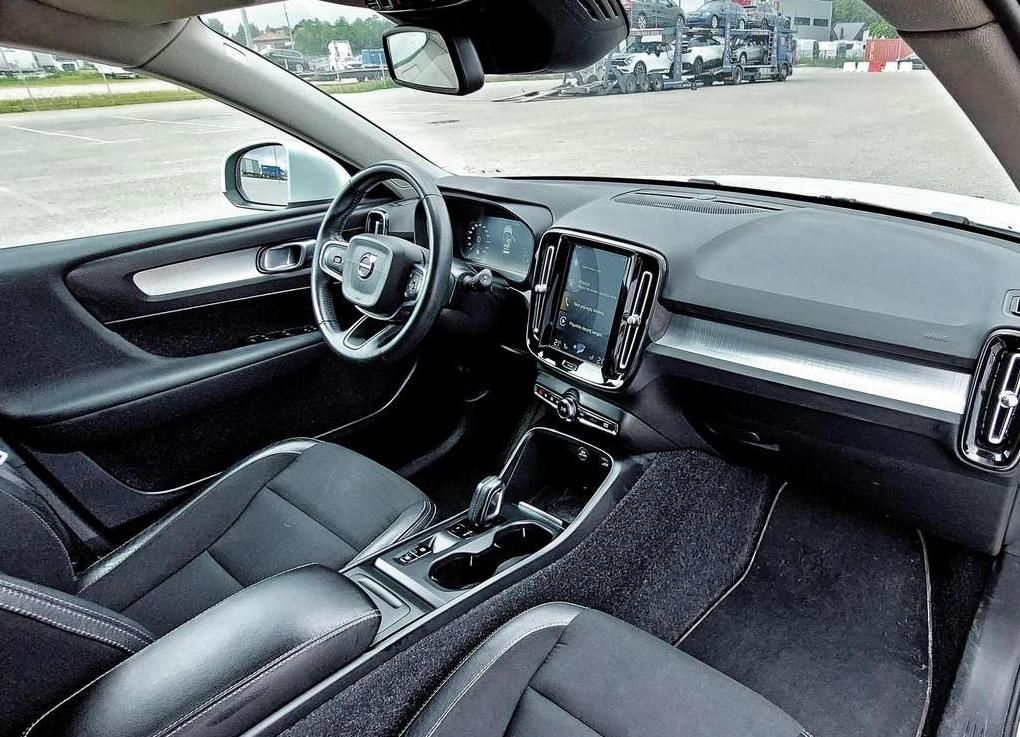 Volvo XC40 | 19
