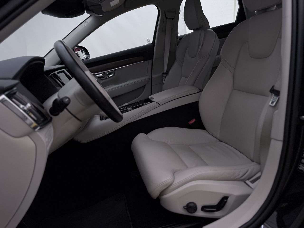 Volvo V90 | 9