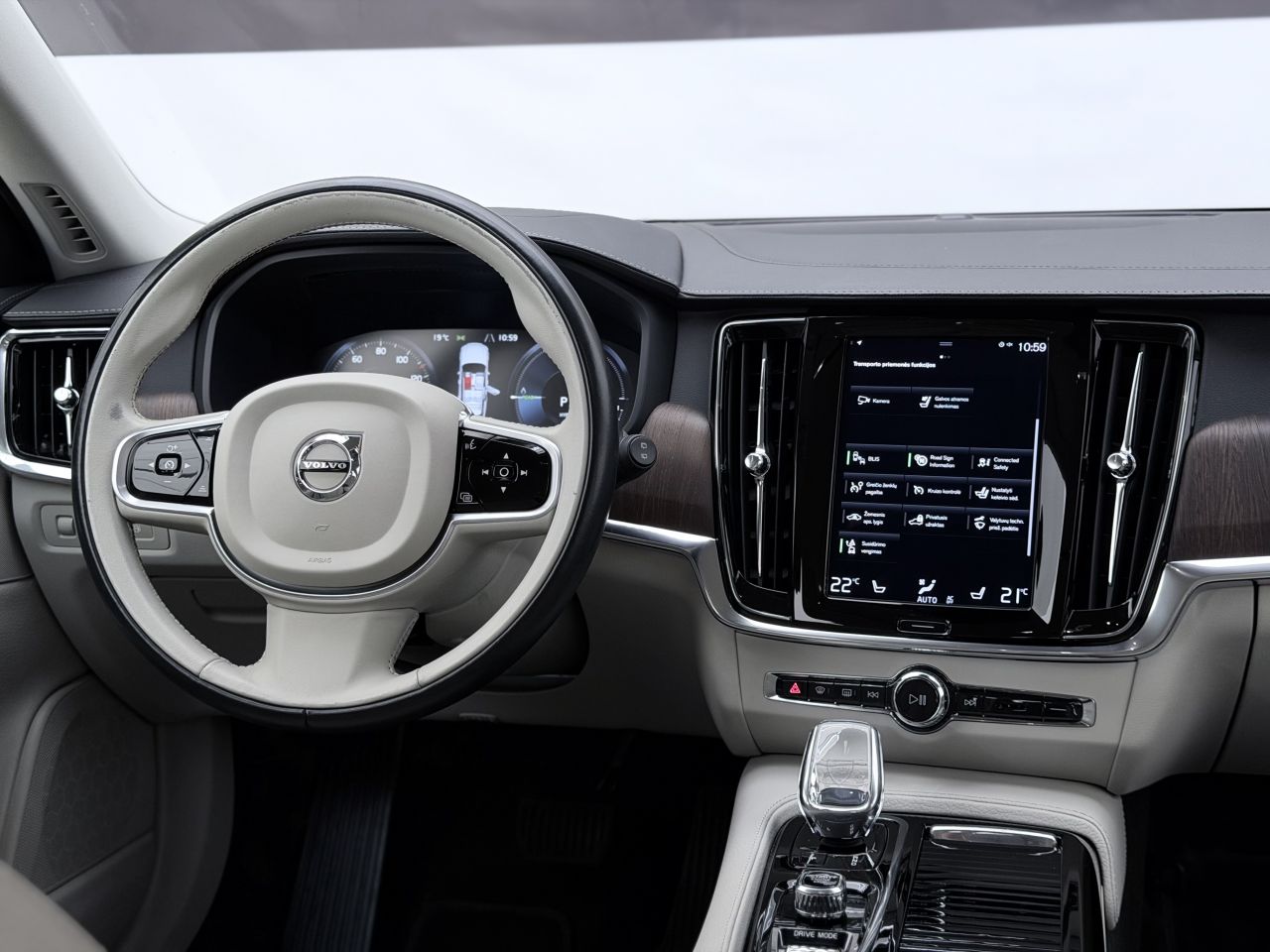 Volvo V90 | 18