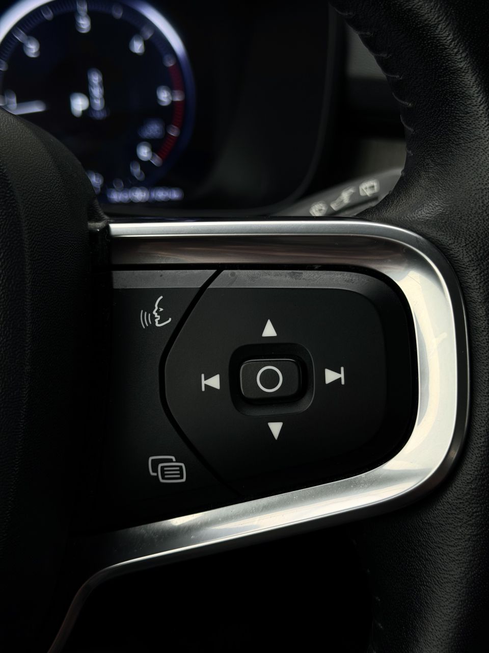 Volvo XC40 | 23