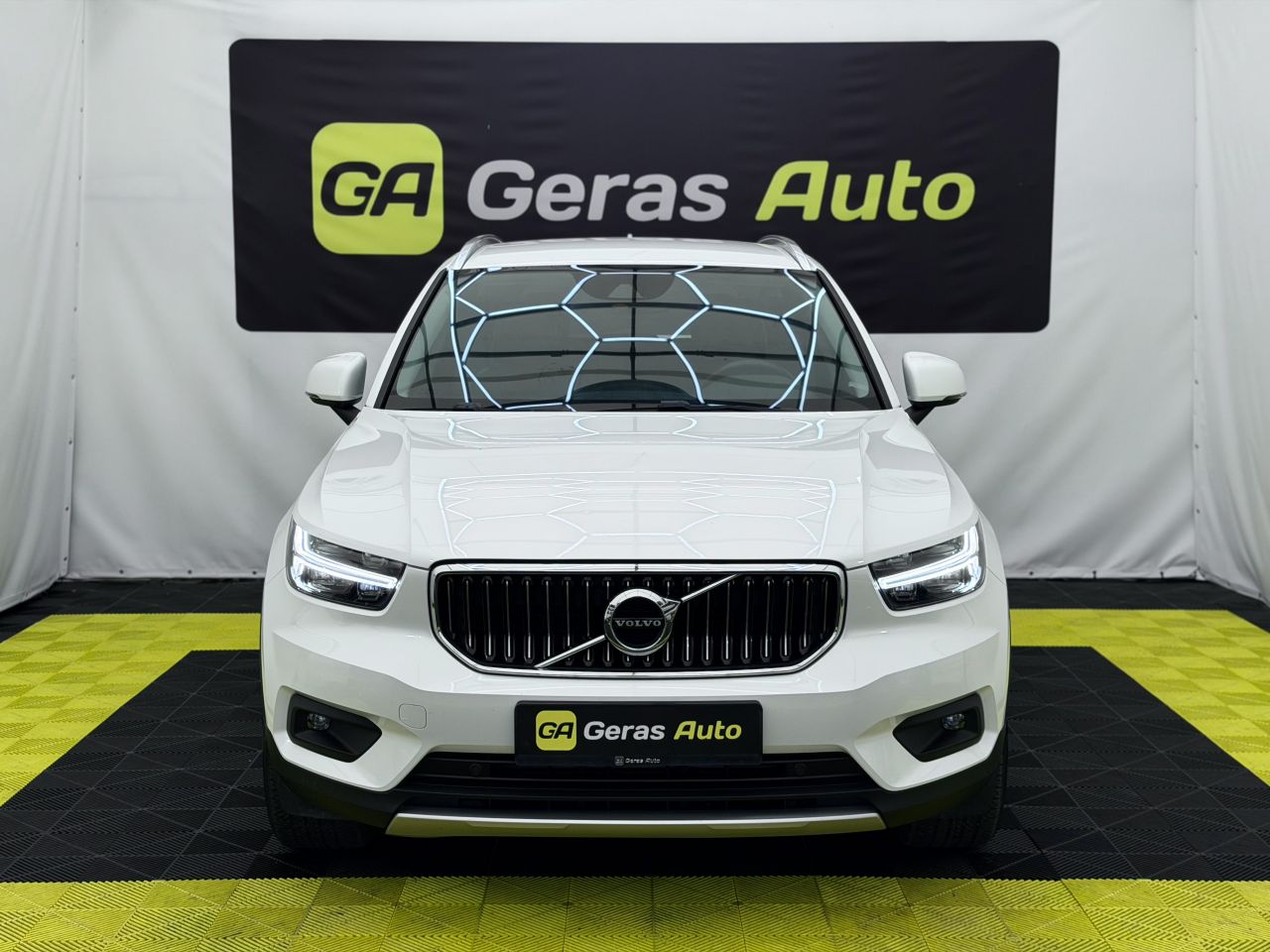 Volvo XC40 | 6