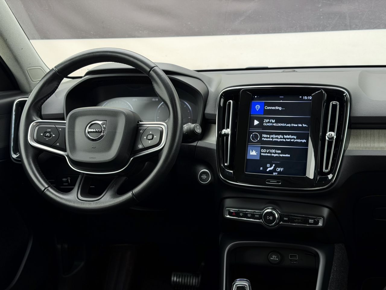 Volvo XC40 | 15