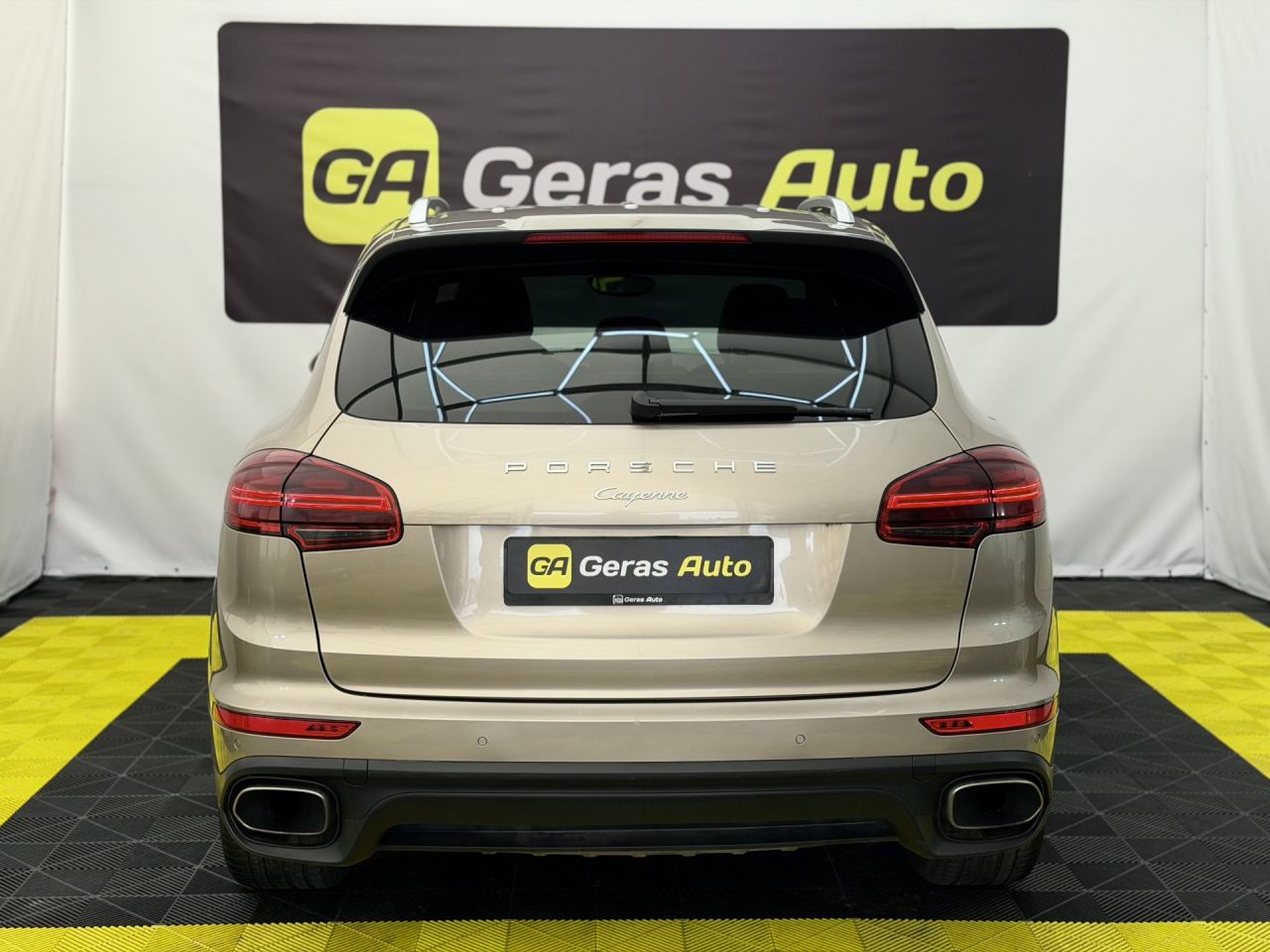 Porsche Cayenne | 4