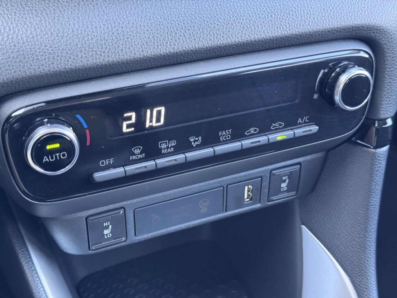 Toyota Yaris | 22