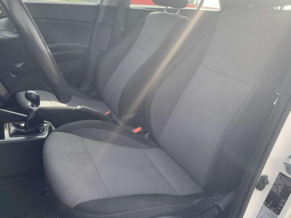 Hyundai i20 | 12