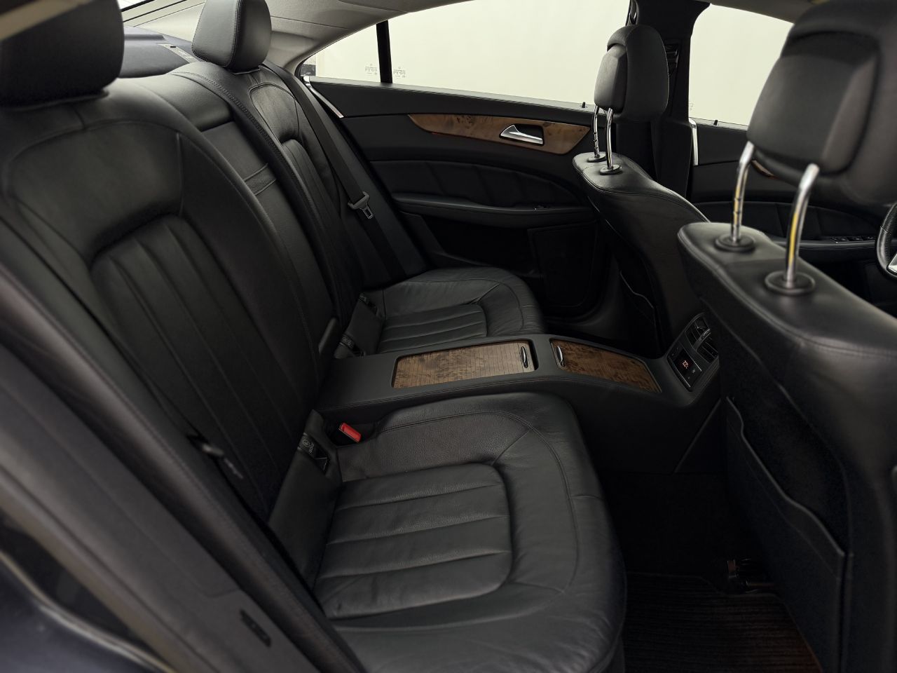 Mercedes-Benz CLS500 | 13