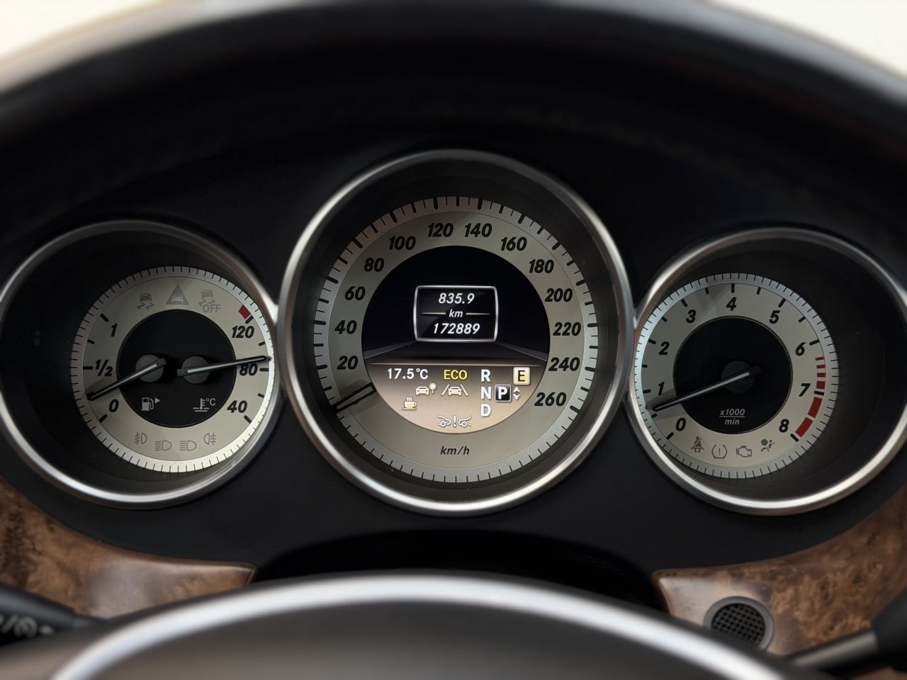 Mercedes-Benz CLS500 | 25