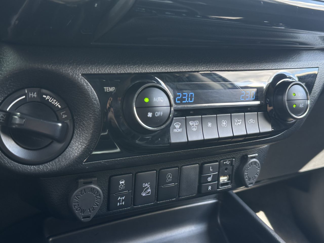 Toyota Hilux | 19
