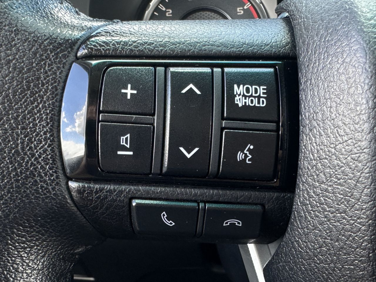 Toyota Hilux | 11