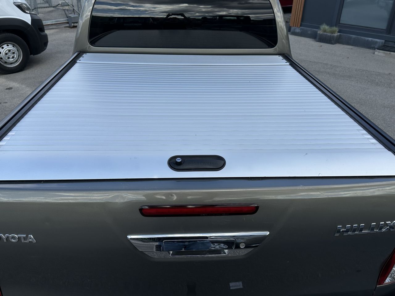Toyota Hilux | 3