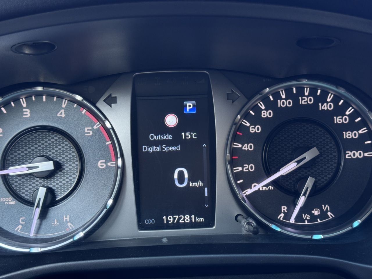 Toyota Hilux | 9