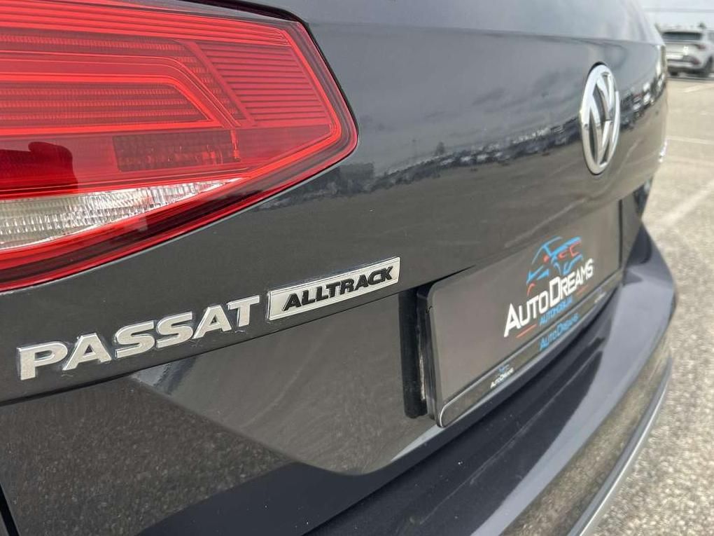 Volkswagen Passat | 14