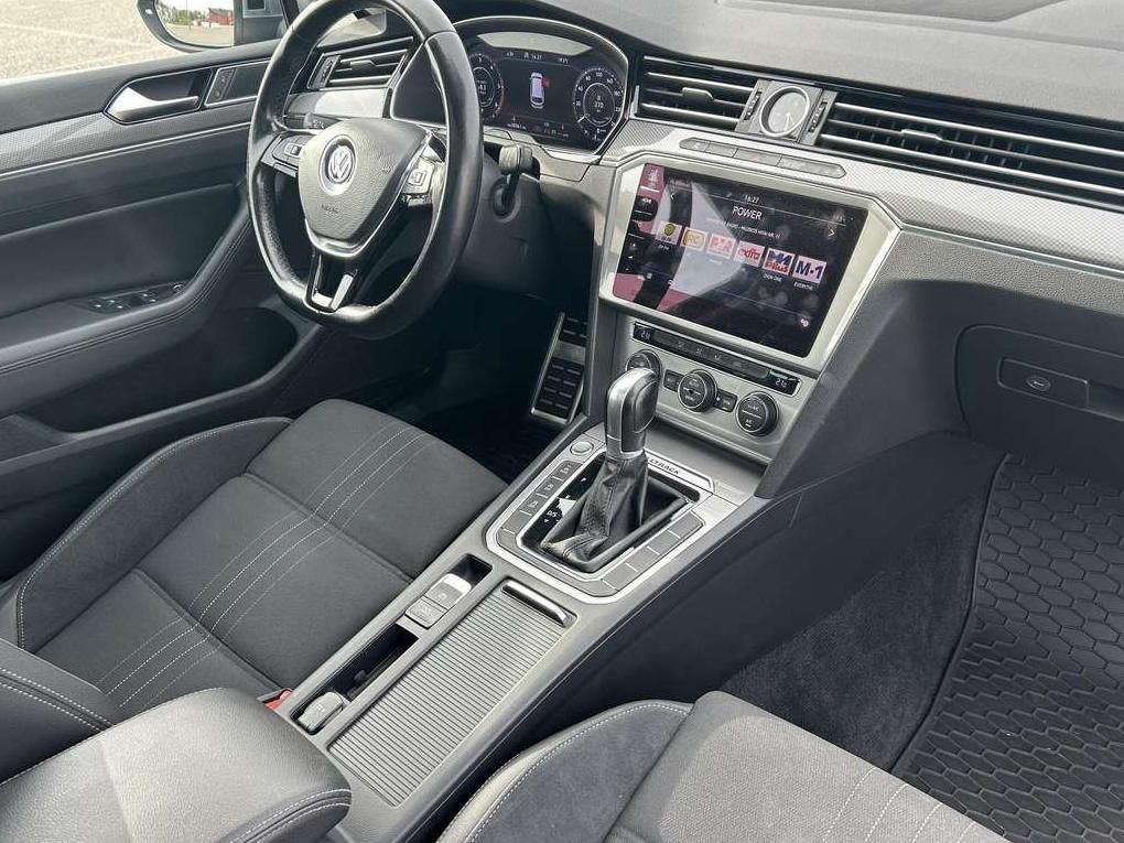 Volkswagen Passat | 20