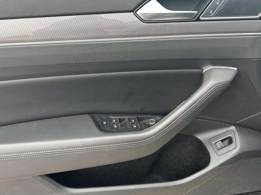 Volkswagen Passat | 17