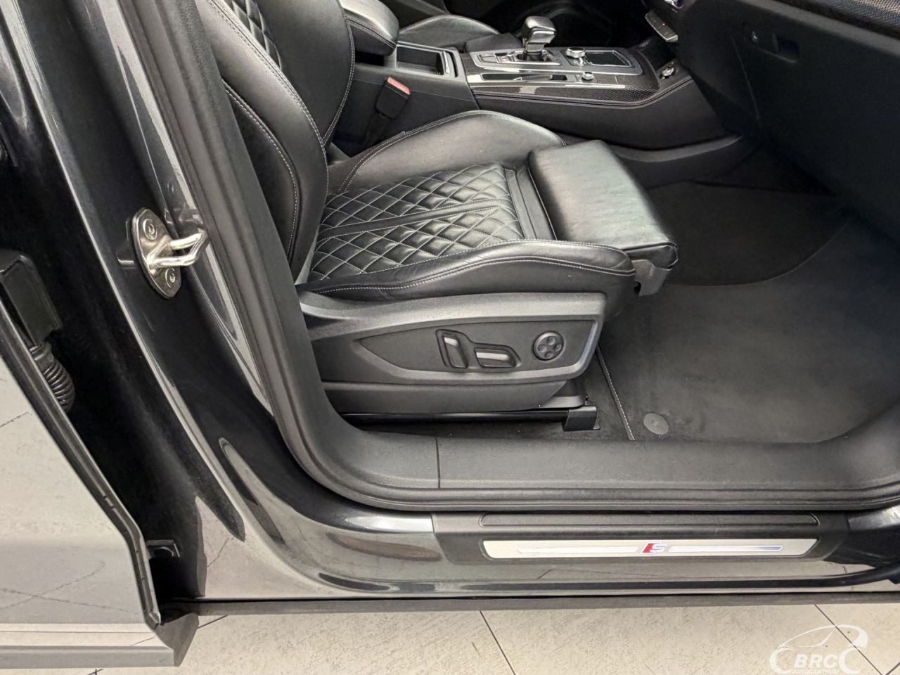 Audi SQ5 | 5